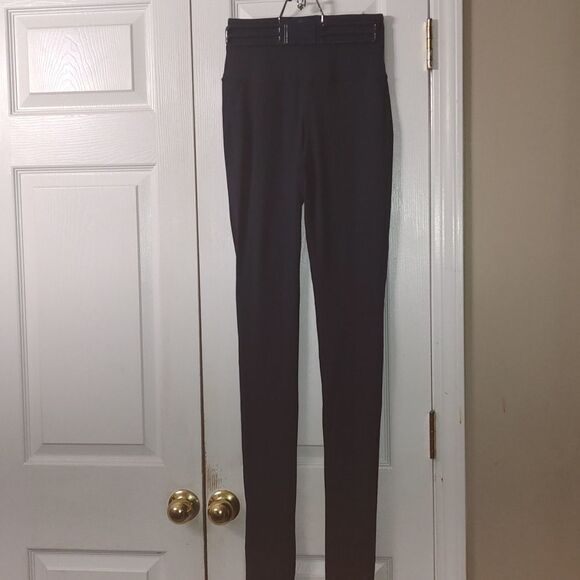 Yogiplace Navy Yoga  Workout Pants Sz XS  Extra Tall  NWT - Picture 1 of 6